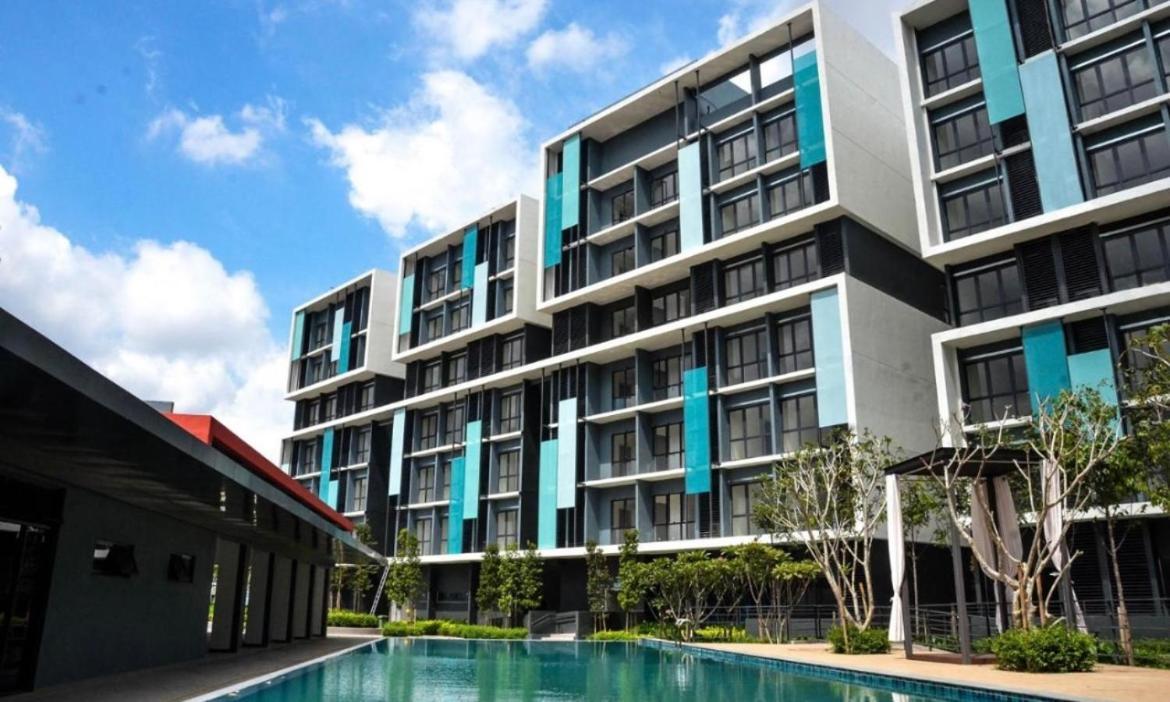 Core Soho Designer Suite @ Klia Szepang Kültér fotó