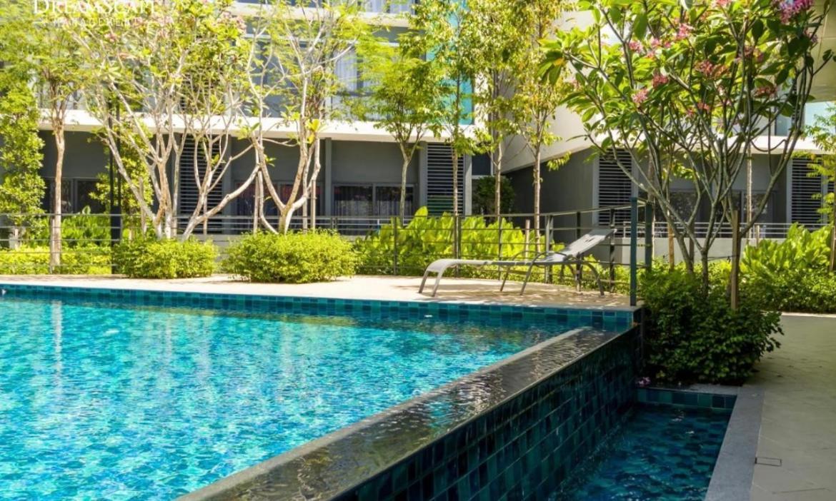 Core Soho Designer Suite @ Klia Szepang Kültér fotó